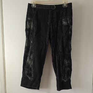 Stylish Black Capris for Women